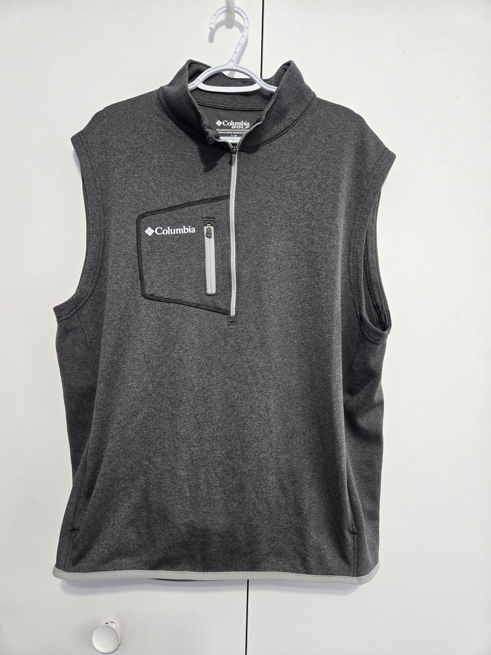 Columbia Golf Men's Gray Quarter Zip Sleeveless Pullover Vest Large